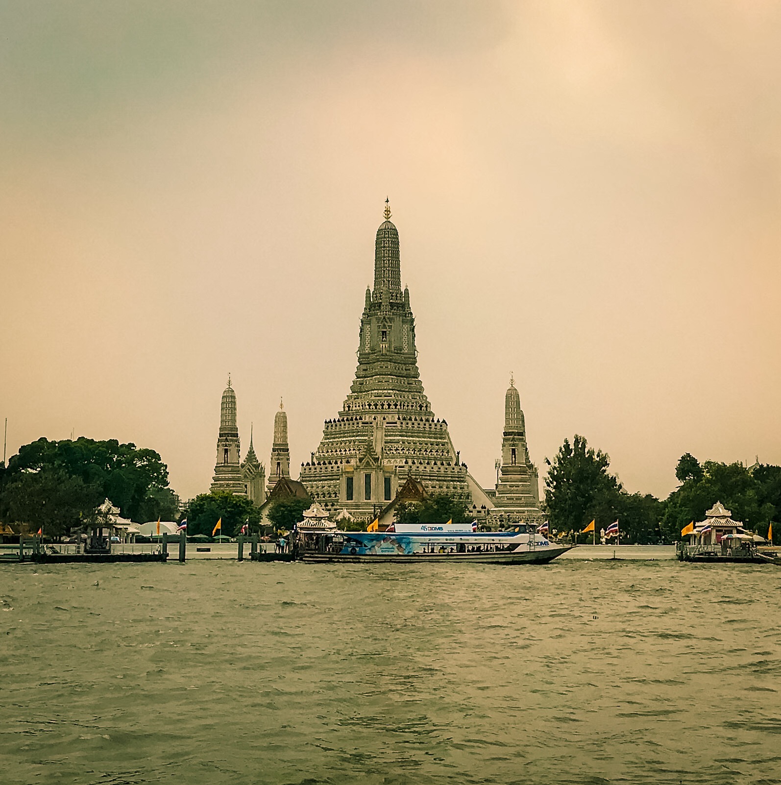 Top 10 De Bangkok Wander World